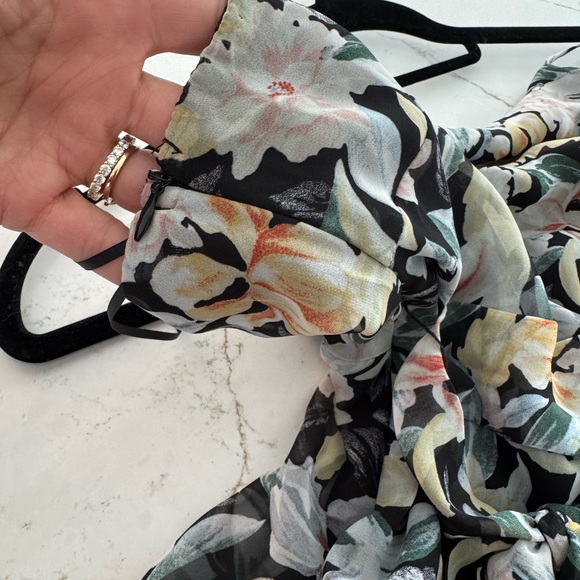 Petal & Pup Amren Dress Floral Dress Spring Wedding Guest Event Occasion - Picture 6 of 7